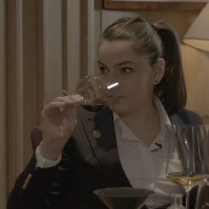 The Expert Series: A comparison of the wine tasting approaches of a Sommelier and a Master of Wine